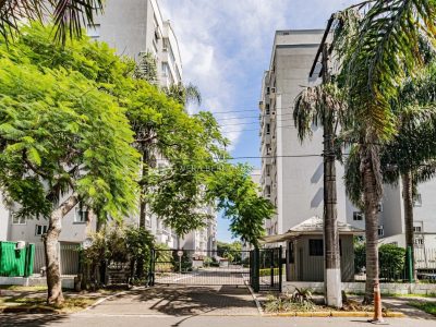 Apartamento à venda com 3 dormitórios, 71m² no bairro Cavalhada, Zona Sul de Porto Alegre