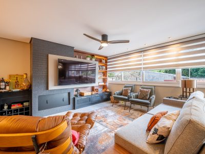 Casa em Condomínio à venda com 2 dormitórios, 251m² e 2 vagas no bairro Tristeza, Zona Sul de Porto Alegre