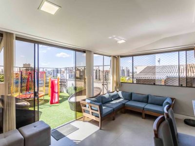 Cobertura à venda com 4 dormitórios, 177m² e 2 vagas no bairro Tristeza, Zona Sul de Porto Alegre