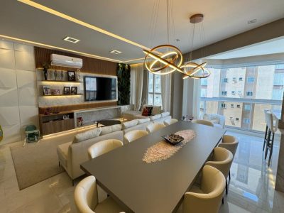 Apartamento à venda com 4 dormitórios, 188m² e 3 vagas no bairro Meia Praia em Itapema