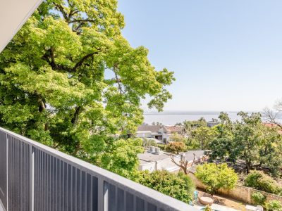 Apartamento à venda com 3 dormitórios, 171m² e 2 vagas no bairro Menino Deus, Zona Central de Porto Alegre