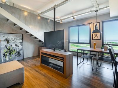 Duplex à venda com 2 dormitórios, 86m² e 2 vagas no bairro Cristal, Zona Sul de Porto Alegre