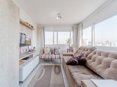 Apartamento à venda com 3 dormitórios, 106m² e 3 vagas no bairro Tristeza, Zona Sul de Porto Alegre