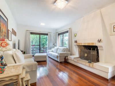 Apartamento à venda com 3 dormitórios, 157m² e 2 vagas no bairro Tristeza, Zona Sul de Porto Alegre
