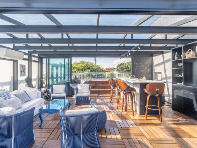 Cobertura à venda com 3 dormitórios, 239m² e 2 vagas no bairro Cristal, Zona Sul de Porto Alegre