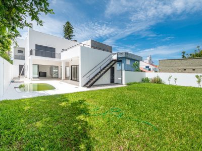 Casa à venda com 3 dormitórios, 165m² e 2 vagas no bairro Ipanema, Zona Sul de Porto Alegre