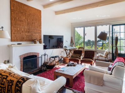Casa à venda com 3 dormitórios, 153m² e 2 vagas no bairro Vila Conceição, Zona Sul de Porto Alegre