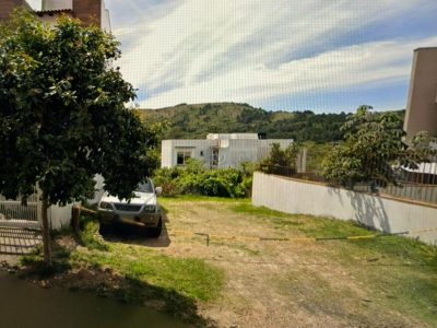 Terreno à venda com 181m² no bairro Altos do Santa Rita, Zona Sul de Porto Alegre