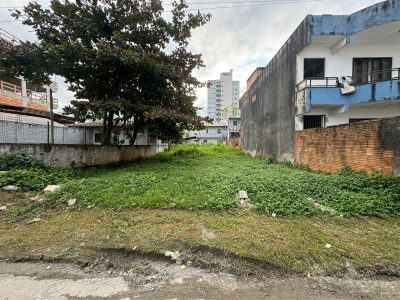 Terreno à venda com 261m² no bairro Meia Praia em Itapema