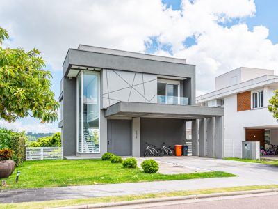 Casa em Condomínio à venda com 3 dormitórios, 309m² e 4 vagas no bairro Alphaville, Zona Sul de Porto Alegre