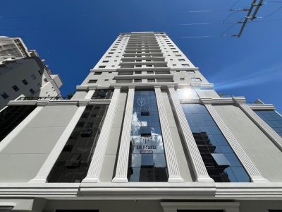 Apartamento à venda com 2 dormitórios, 69m² e 1 vaga no bairro Morretes em Itapema