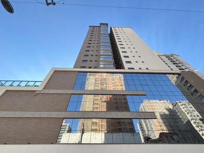 Apartamento à venda com 2 dormitórios, 69m² e 1 vaga no bairro Morretes em Itapema