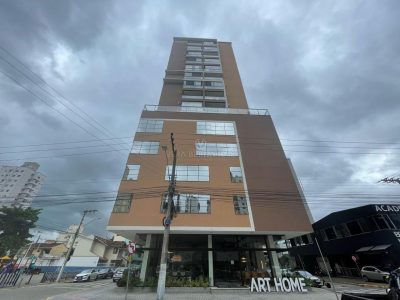 Apartamento à venda com 3 dormitórios, 128m² e 2 vagas no bairro Meia Praia em Itapema