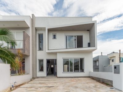Casa em Condomínio à venda com 3 dormitórios, 180m² e 2 vagas no bairro Hípica, Zona Sul de Porto Alegre