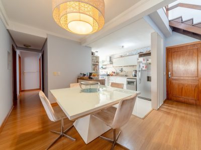 Cobertura à venda com 4 dormitórios, 188m² e 4 vagas no bairro Tristeza, Zona Sul de Porto Alegre