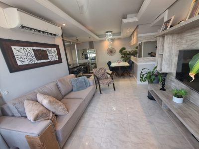 Apartamento à venda com 3 dormitórios, 76m² e 2 vagas no bairro Cristal, Zona Sul de Porto Alegre