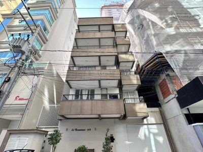 Apartamento à venda com 2 dormitórios, 60m² e 1 vaga no bairro Meia Praia em Itapema