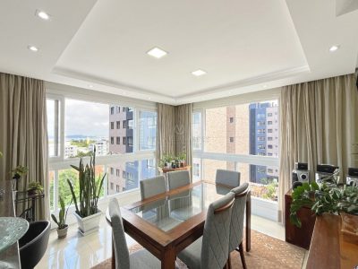 Apartamento à venda com 3 dormitórios, 95m² e 2 vagas no bairro Tristeza, Zona Sul de Porto Alegre