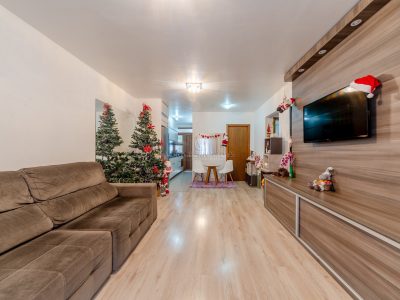 Casa à venda com 3 dormitórios, 100m² e 1 vaga no bairro Hípica em Porto Alegre