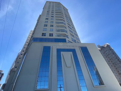 Apartamento à venda com 2 dormitórios, 69m² e 1 vaga no bairro Morretes em Itapema