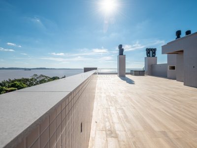 Cobertura à venda com 3 dormitórios, 389m² e 4 vagas no bairro Tristeza, Zona Sul de Porto Alegre