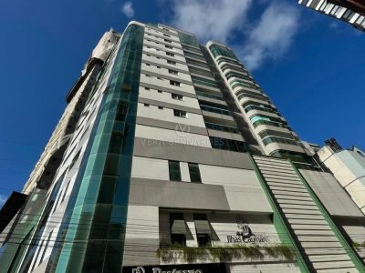 Apartamento à venda com 3 dormitórios, 137m² e 3 vagas no bairro Centro em Itapema