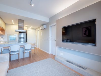 Apartamento à venda com 1 dormitório, 45m² e 1 vaga no bairro Menino Deus em Porto Alegre