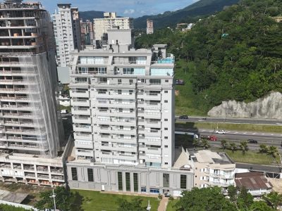 Apartamento à venda com 3 dormitórios, 292m² e 3 vagas no bairro Meia Praia em Itapema