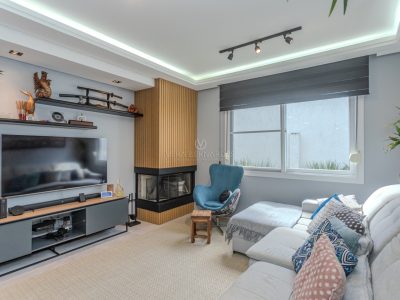 Casa em Condomínio à venda com 3 dormitórios, 155m² e 2 vagas no bairro Nonoai, Zona Sul de Porto Alegre