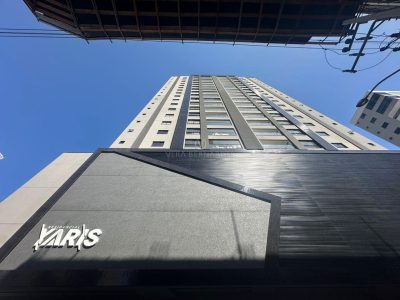 Apartamento à venda com 3 dormitórios, 1.192m² e 2 vagas no bairro Meia Praia em Itapema