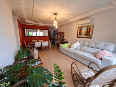 Apartamento à venda com 3 dormitórios, 110m² e 1 vaga no bairro Menino Deus, Zona Central de Porto Alegre
