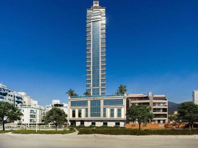 Apartamento à venda com 4 dormitórios, 184m² e 3 vagas no bairro Centro em Itapema