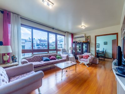 Apartamento à venda com 3 dormitórios, 146m² e 3 vagas no bairro Rio Branco, Zona Central de Porto Alegre