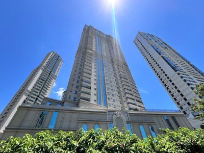 Apartamento à venda com 4 dormitórios, 190m² e 3 vagas no bairro Centro em Itapema