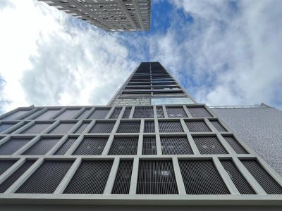 Apartamento à venda com 3 dormitórios, 132m² e 3 vagas no bairro Meia Praia em Itapema