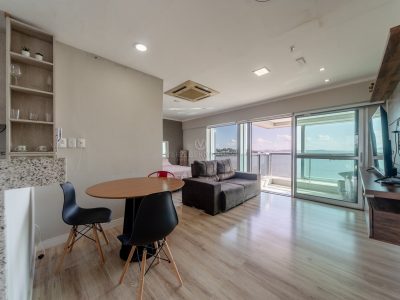 Apartamento à venda com 1 dormitório, 53m² e 1 vaga no bairro Cristal, Zona Sul de Porto Alegre