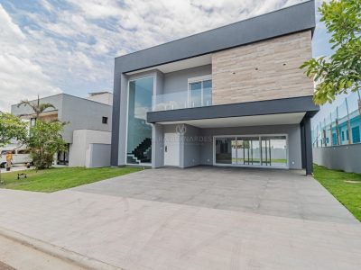 Casa em Condomínio à venda com 4 dormitórios, 293m² e 2 vagas no bairro Alphaville, Zona Sul de Porto Alegre