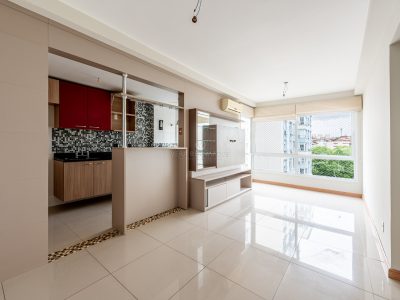 Apartamento à venda com 3 dormitórios, 71m² e 1 vaga no bairro Cavalhada, Zona Sul de Porto Alegre
