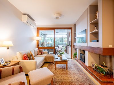 Apartamento Garden à venda com 3 dormitórios, 138m² e 2 vagas no bairro Cavalhada, Zona Sul de Porto Alegre