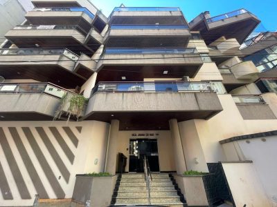 Apartamento à venda com 3 dormitórios, 121m² e 2 vagas no bairro Meia Praia em Itapema