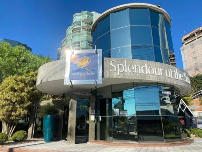 Apartamento à venda com 4 dormitórios, 350m² e 3 vagas no bairro Meia Praia em Itapema