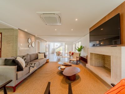 Casa em Condomínio à venda com 4 dormitórios, 543m² e 4 vagas no bairro Pedra Redonda, Zona Sul de Porto Alegre