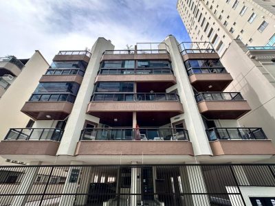 Apartamento à venda com 3 dormitórios, 110m² e 1 vaga no bairro Meia Praia em Itapema