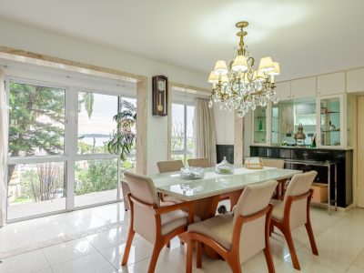 Casa em Condomínio à venda com 3 dormitórios, 201m² e 2 vagas no bairro Tristeza, Zona Sul de Porto Alegre