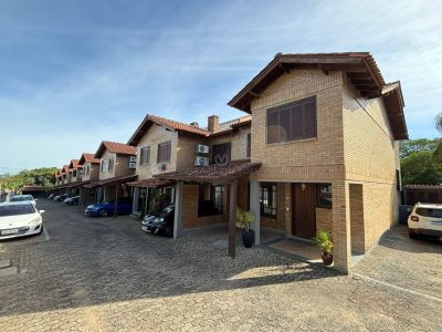 Casa em Condomínio à venda com 3 dormitórios, 121m² e 2 vagas no bairro Ipanema, Zona Sul de Porto Alegre