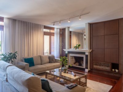 Casa à venda com 3 dormitórios, 427m² e 4 vagas no bairro Ipanema, Zona Sul de Porto Alegre