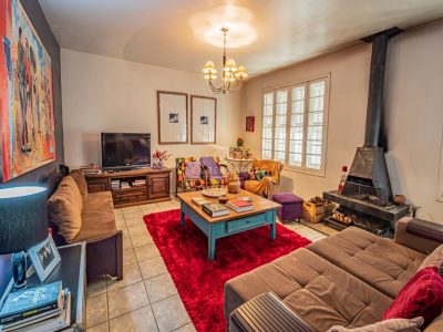 Casa à venda com 3 dormitórios, 500m² e 4 vagas no bairro Tristeza, Zona Sul de Porto Alegre