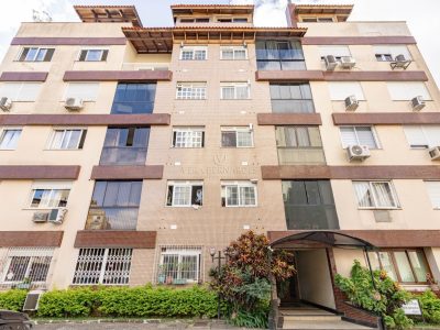 Cobertura à venda com 3 dormitórios, 137m² e 1 vaga no bairro Cavalhada, Zona Sul de Porto Alegre