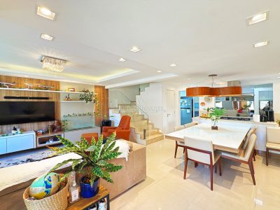 Casa em Condomínio à venda com 3 dormitórios, 278m² e 2 vagas no bairro Tristeza, Zona Sul de Porto Alegre