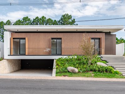 Casa em Condomínio à venda com 4 dormitórios, 434m² no bairro Terra Ville, Zona Sul de Porto Alegre